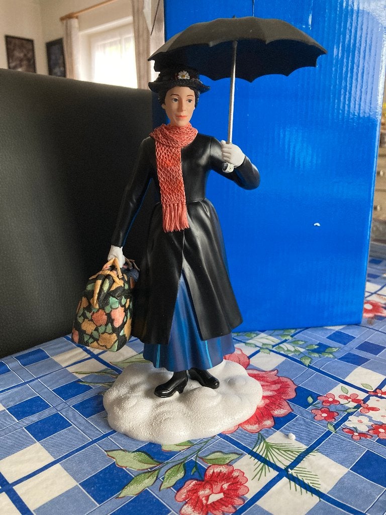 Practically Perfect ( Mary Poppins ) Enchanting Disney, Verzamelen, Disney, Ophalen of Verzenden, Overige figuren, Nieuw, Beeldje of Figuurtje