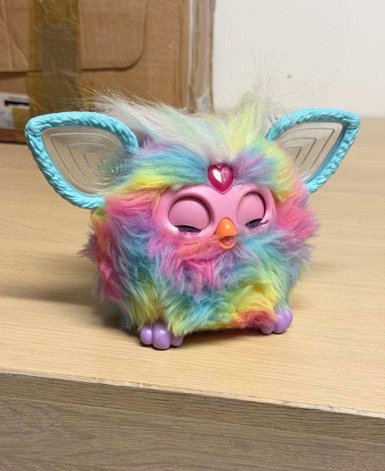 Hasbro Furby Tie Dye Nederlandstalig Interactief pratend, Verzamelen, Speelgoed, Ophalen of Verzenden, Zo goed als nieuw, H, H