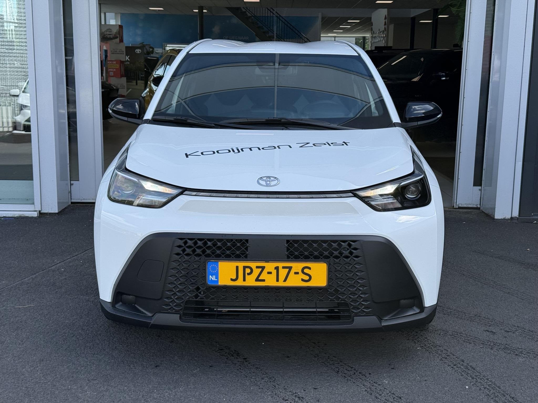 Toyota Aygo X Hybrid 115 play Hybride | Automaat | Airco | P, Start-stop-systeem, Stof, Gebruikt, Euro 6