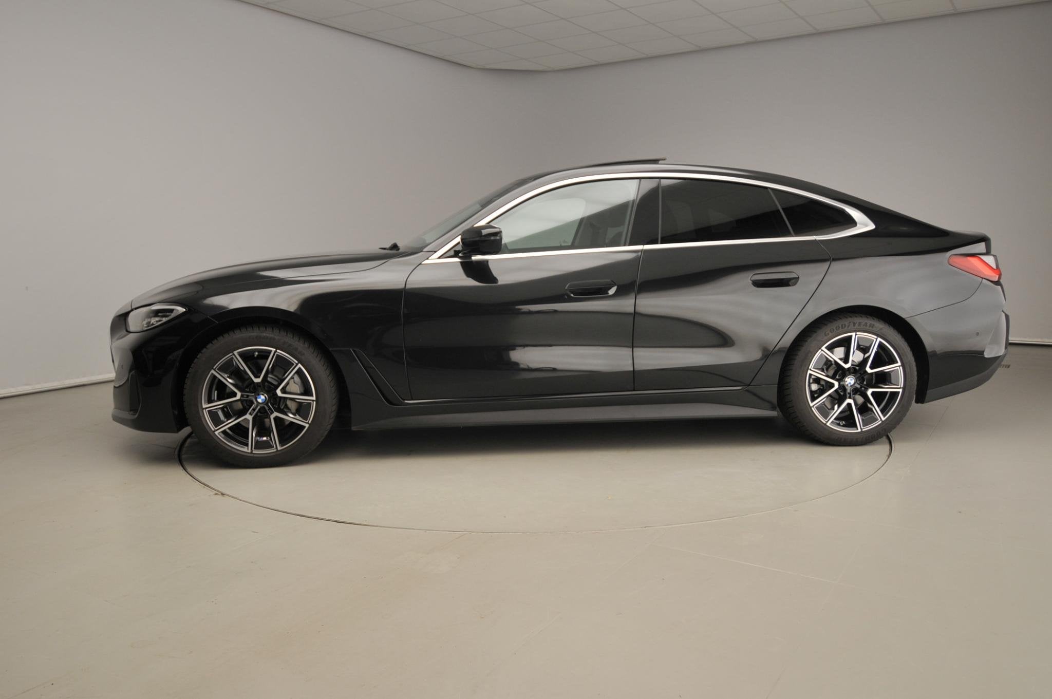 BMW 4 Serie Gran Coupé 430i | LED | Leder | Navigatie | Sch, Auto's, Automaat, Gebruikt, Euro 6, 4 cilinders