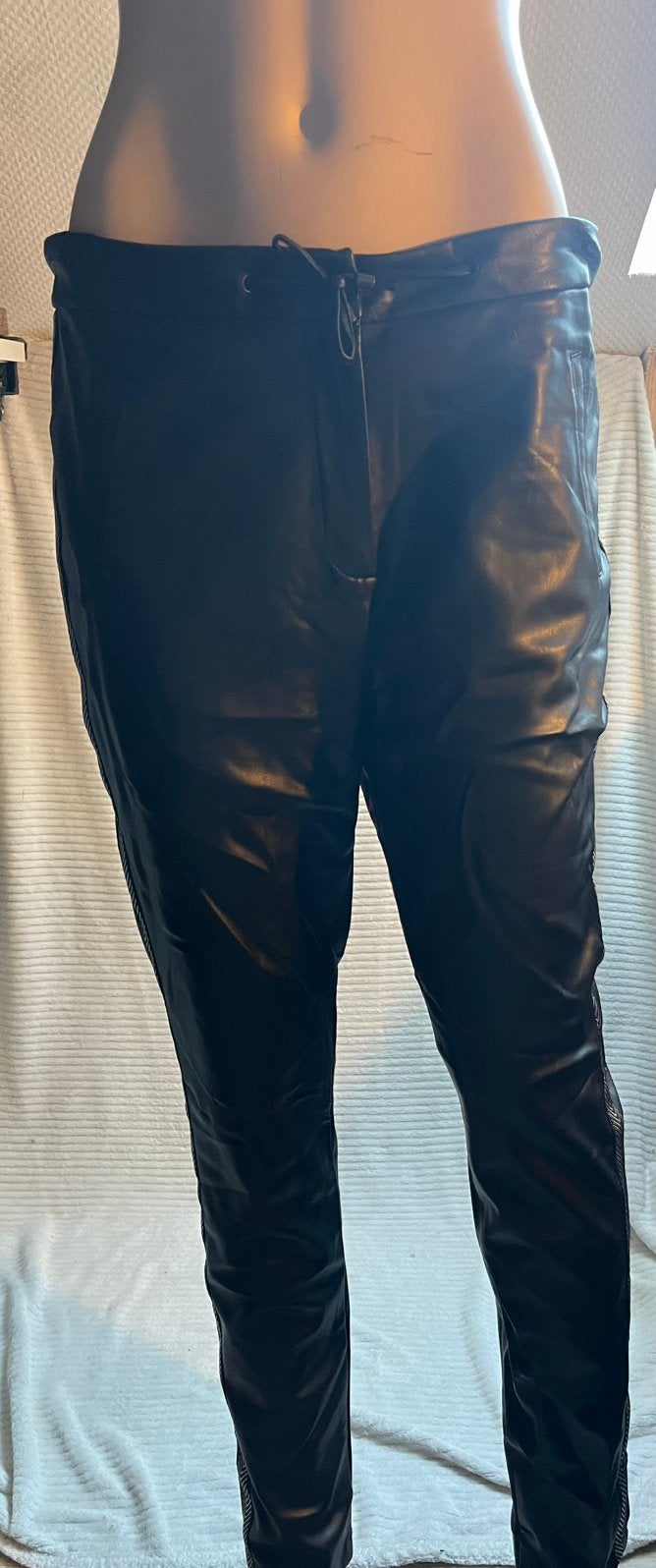 Elvira broek maat L, Q, Zwart, Maat 42/44 (L), Q