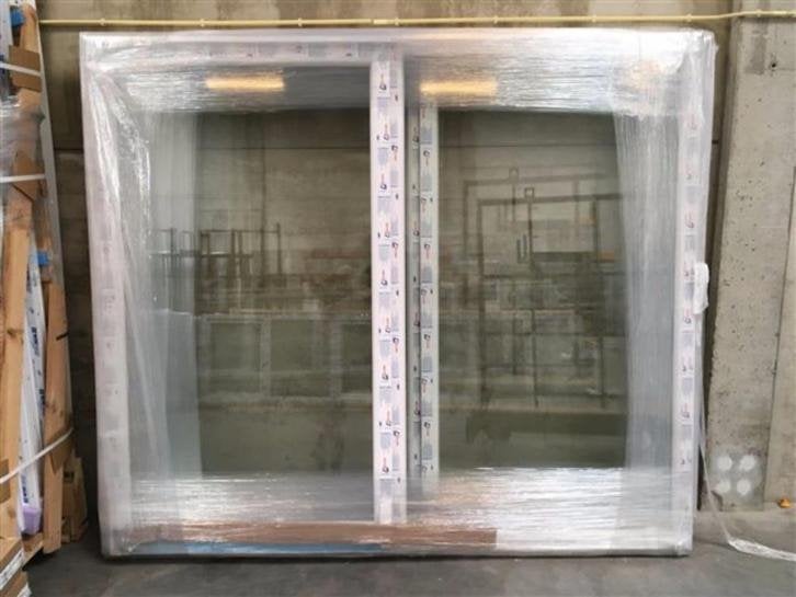 Kunststof kiep schuifpui 250b x 215h RAL 9016, Niet ingevuld, Kunststof, 225 cm of meer, Niet ingevuld
