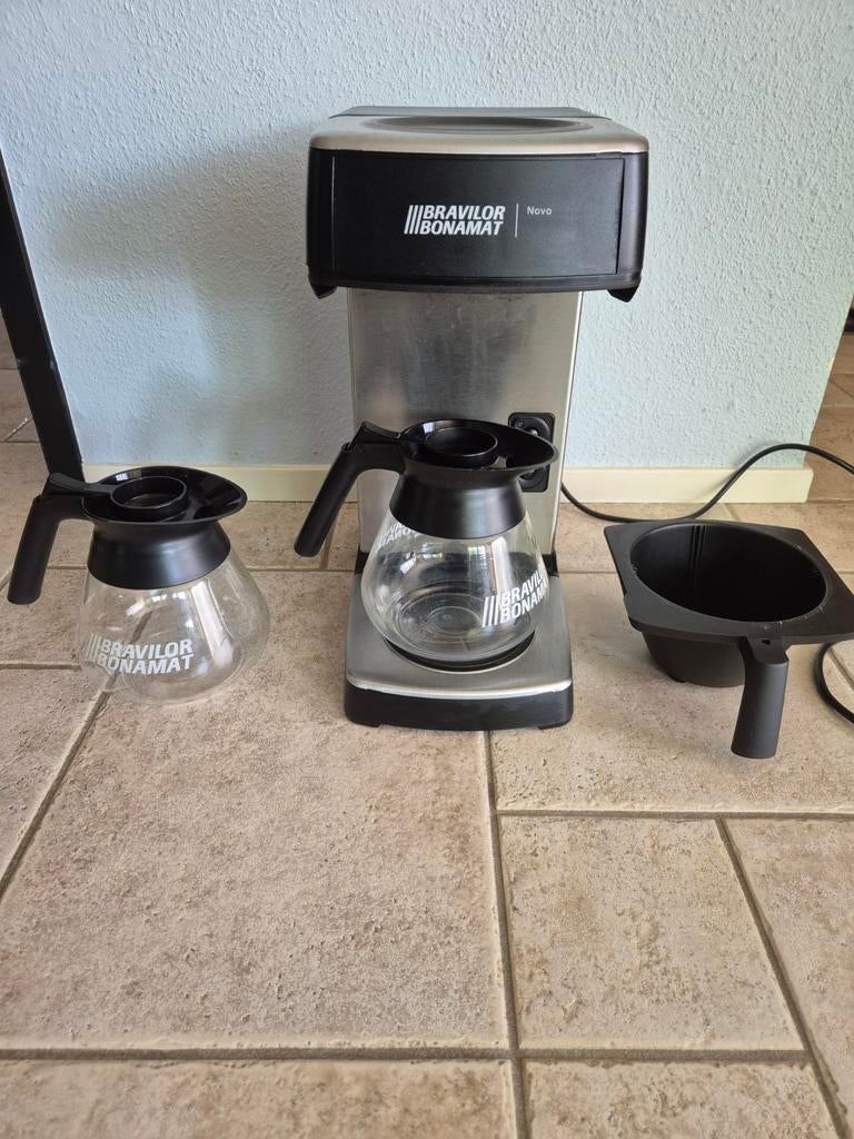 Bravilor Bonamat Nova, Ophalen, 10 kopjes of meer, Koffiemachine, Gemalen koffie
