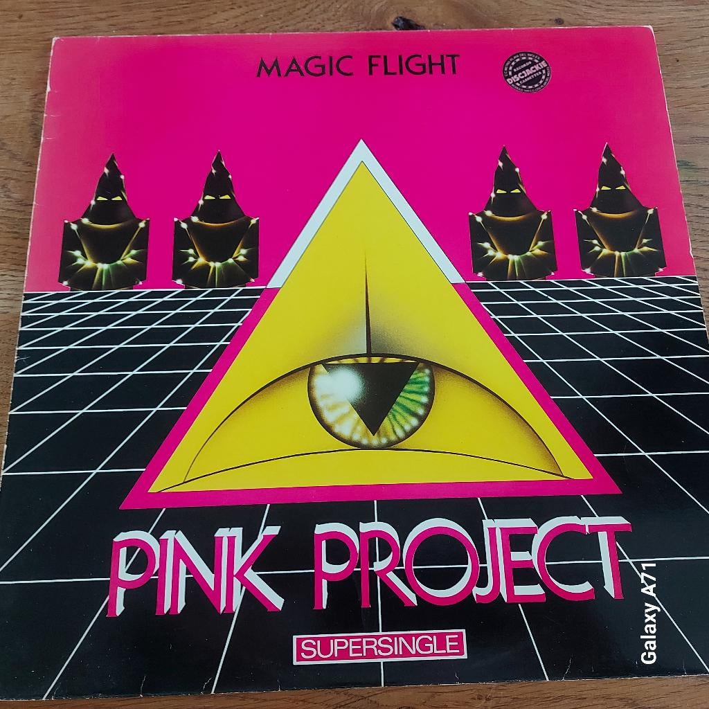 12 inch Maxisingel Pink Project - Magic Flight (1983), Cd's en Dvd's, Vinyl | Dance en House, Gebruikt, Beschermende buitenhoes