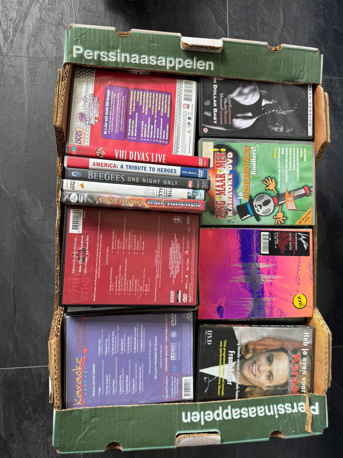 Muziek dvd. Div.  Artiesten, Alle leeftijden, Ophalen, Zo goed als nieuw
