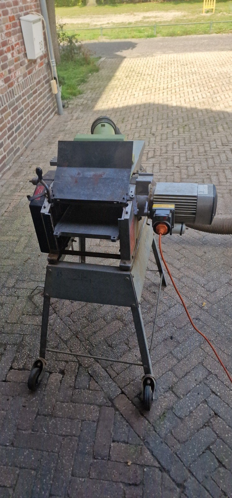 Elektra Beckum HC 260 vlak- en vandiktebank met afzuiging, Ophalen, Gebruikt