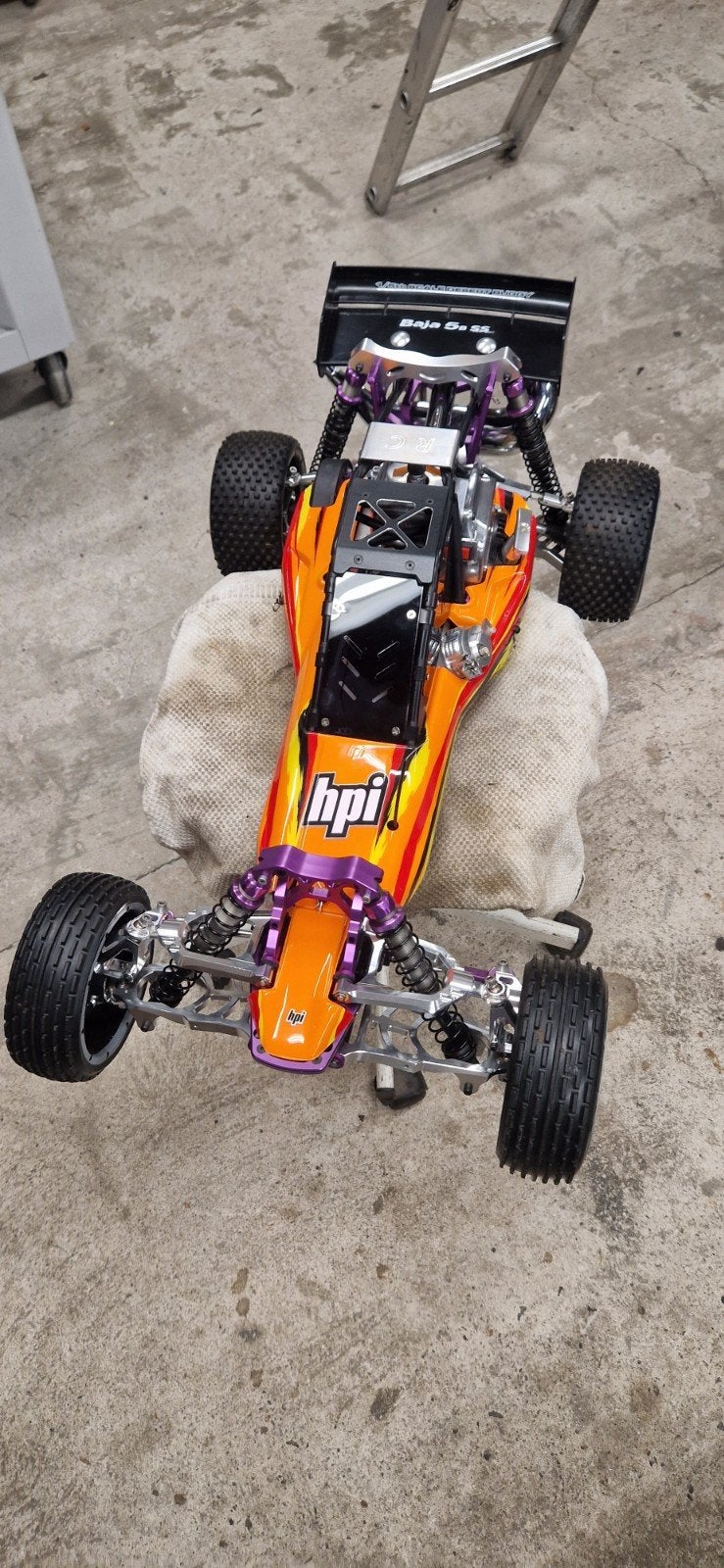 HPI Baja 5B SS Benzine RC Auto - Zo goed als nieuw, Hobby en Vrije tijd, Benzine, Auto offroad, Ophalen of Verzenden, Zo goed als nieuw