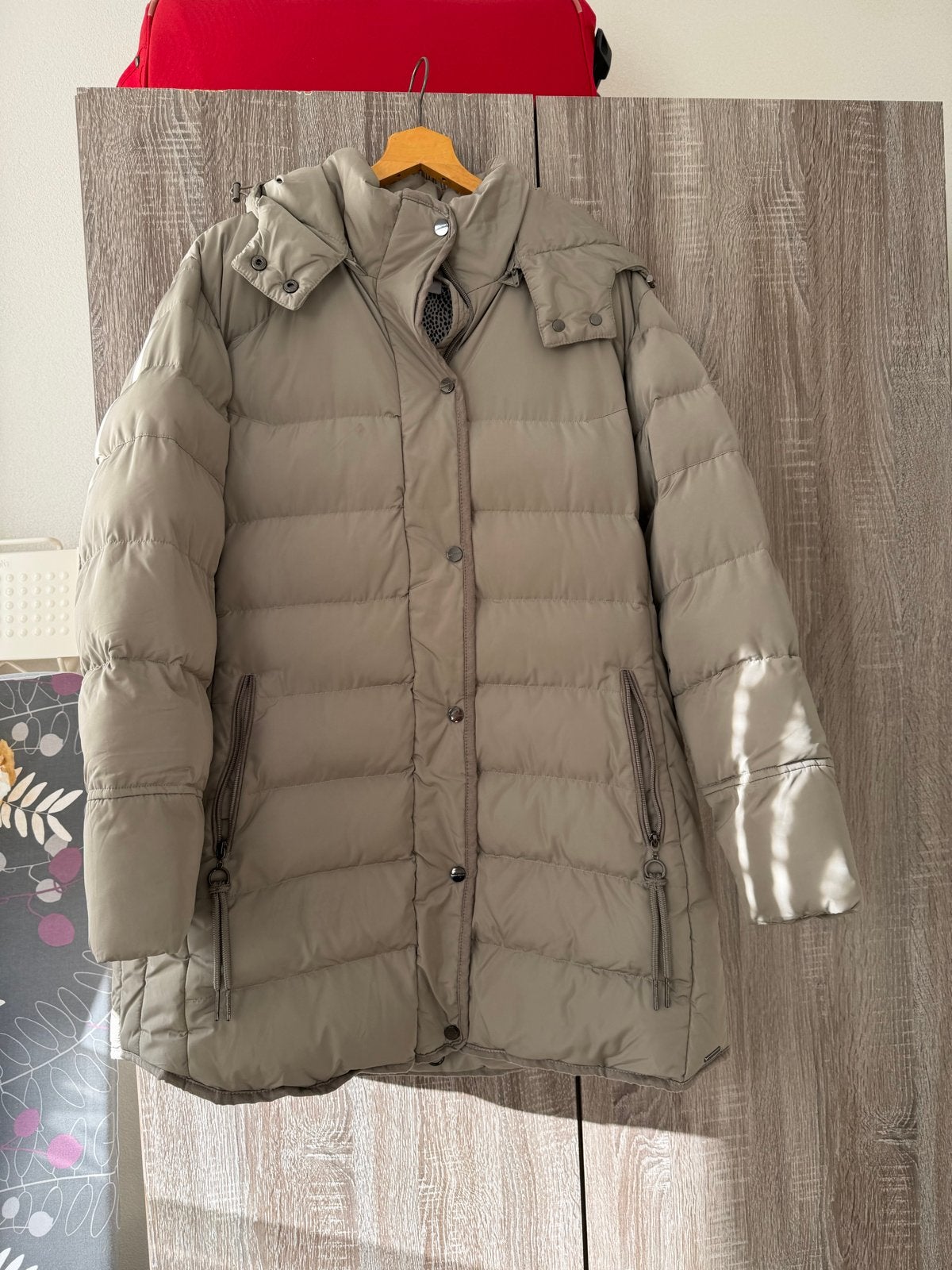 Rino & Pelle gewatteerde dames jas met capuchon - Maat 46, Ophalen of Verzenden, Zo goed als nieuw, Maat 46/48 (XL) of groter
