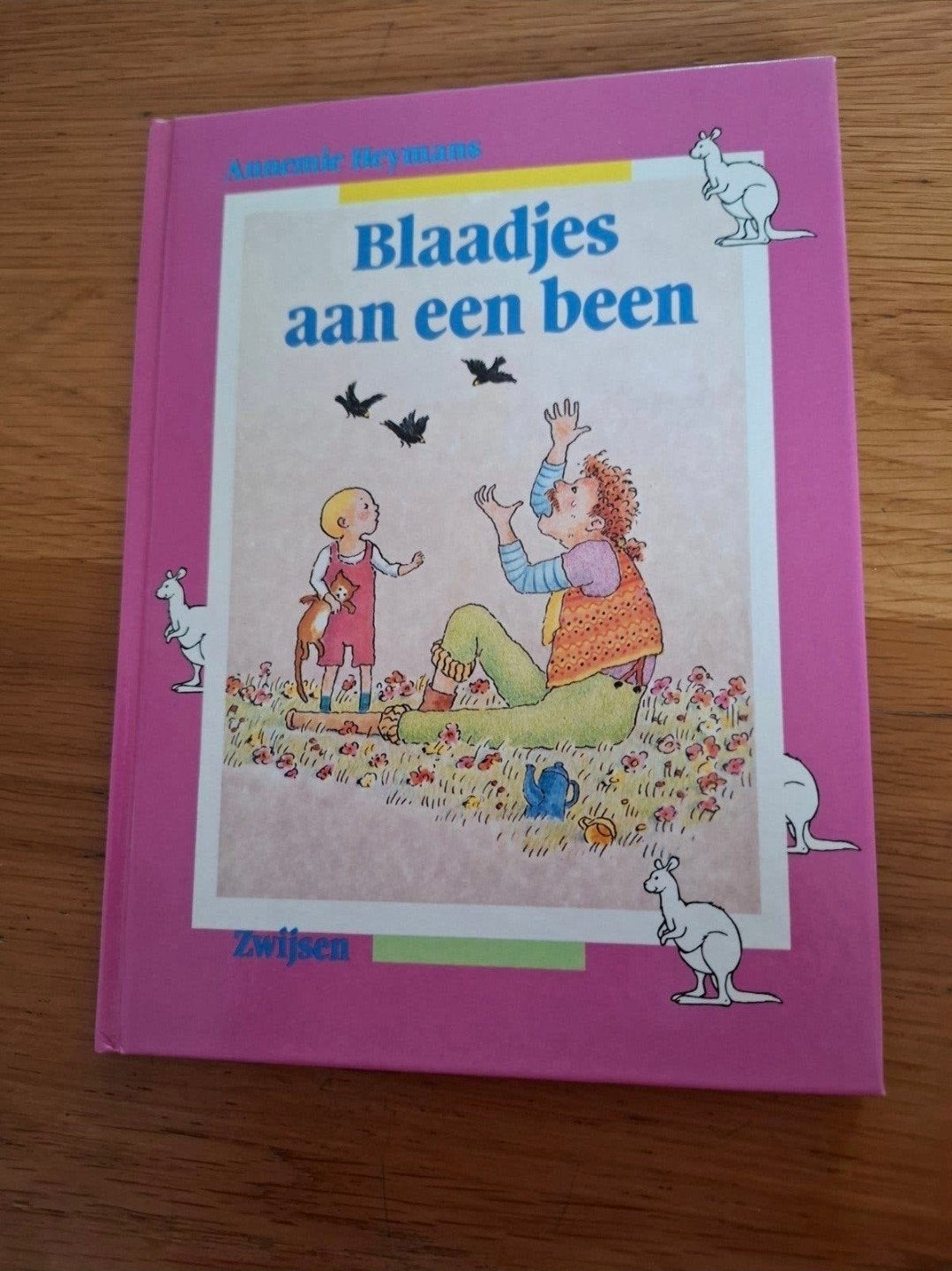 "Blaadjes aan een been" Annemie Heymans, Ophalen of Verzenden, Gelezen, Annemie Heymans, Fictie algemeen