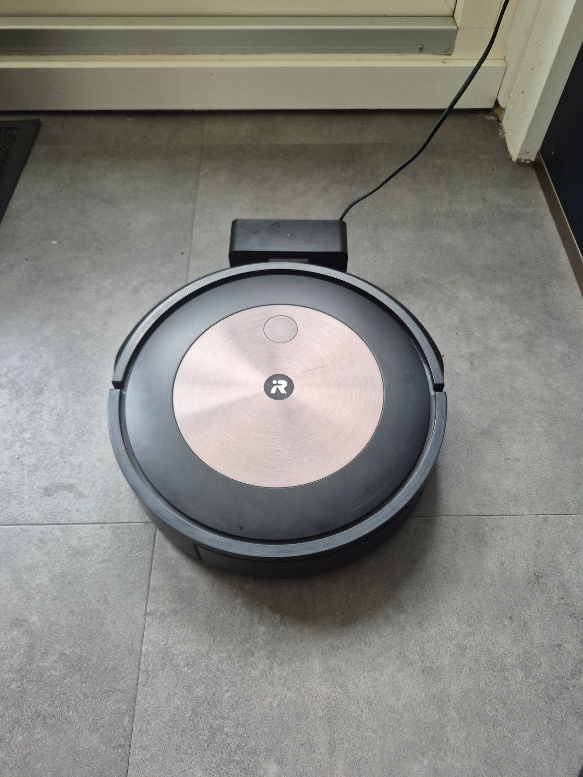 Irobot Roomba J7 robot stofzuiger, Witgoed en Apparatuur, Stofzuigers, Ophalen, Gebruikt, IRobot, Robotstofzuiger