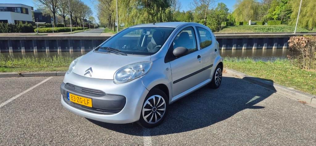 Citroën C1 1.0 5-DRS 2008 Grijs Carplay, nieuwe koppeling, Voorwielaandrijving, Stof, 4 stoelen, C1