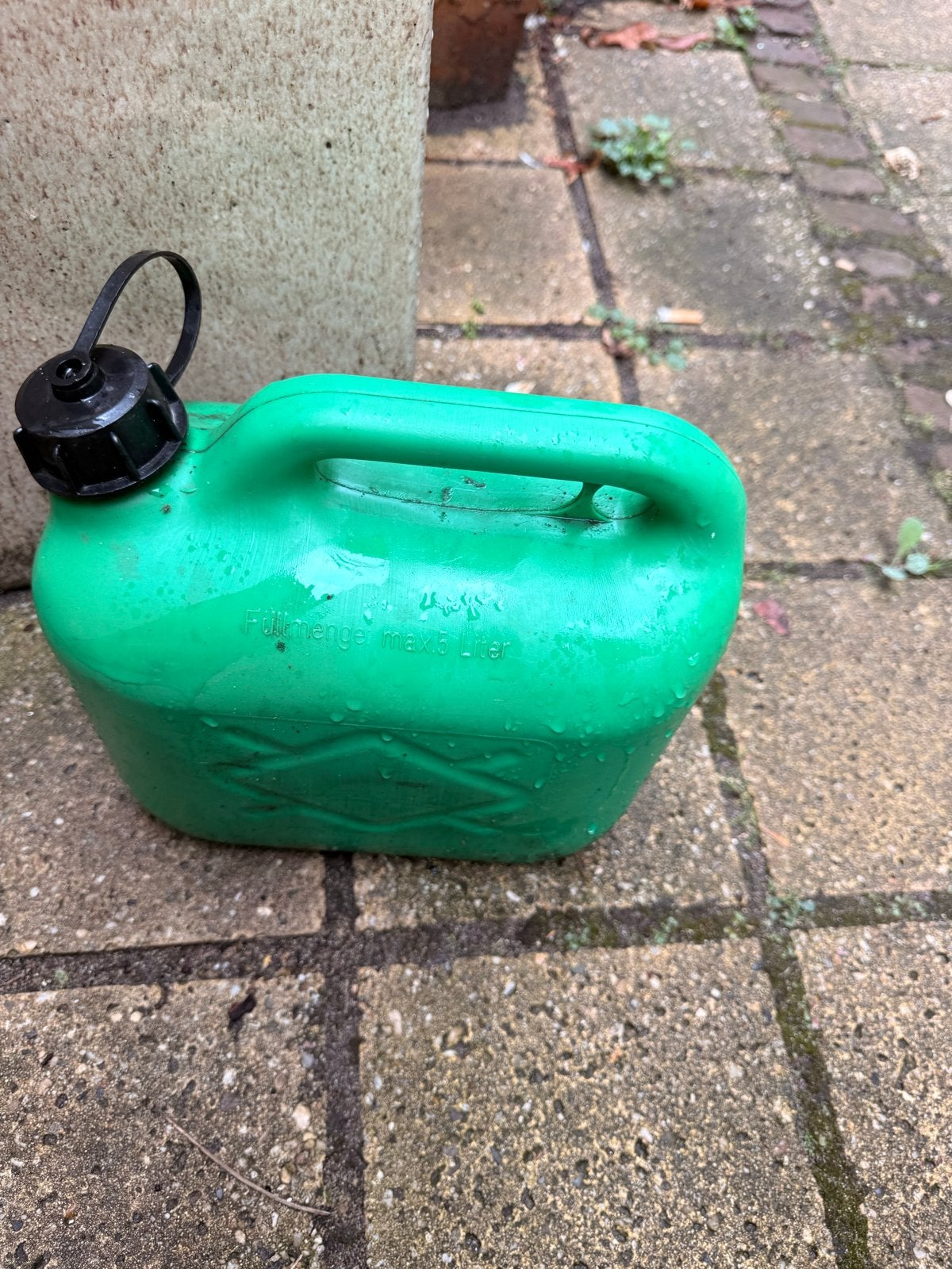 Groene jerrycan van 5 liter, Auto diversen, Overige Auto diversen, Ophalen of Verzenden