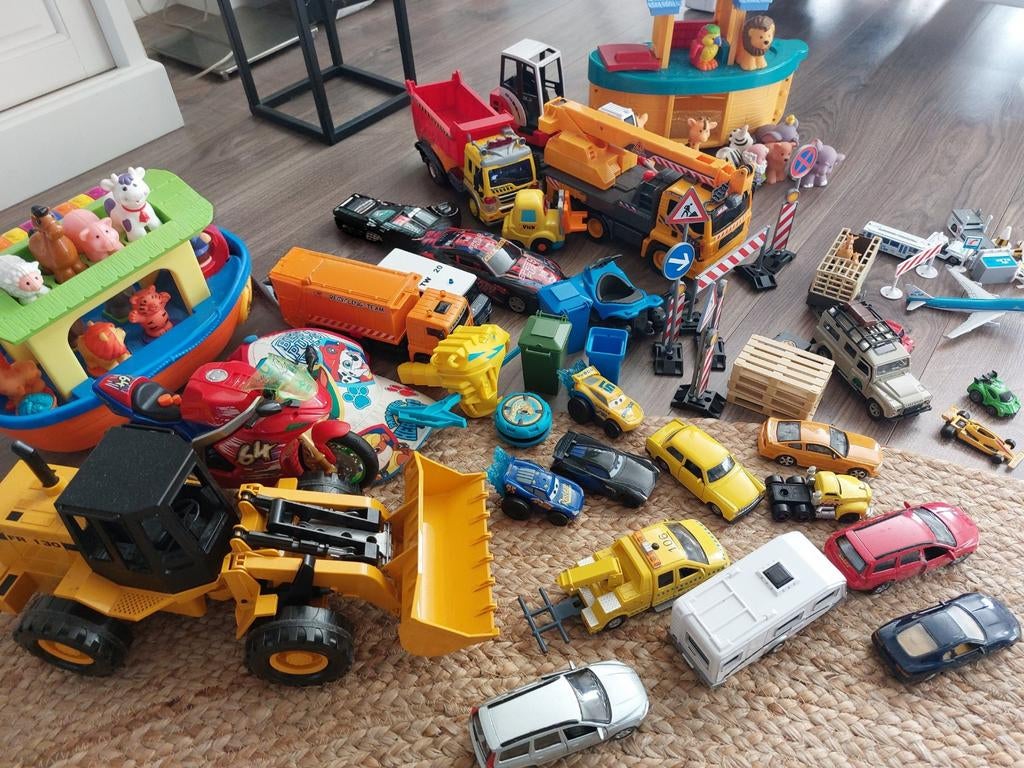 Grote tas speelgoed voor jongens - auto's en meer, Ophalen, Gebruikt