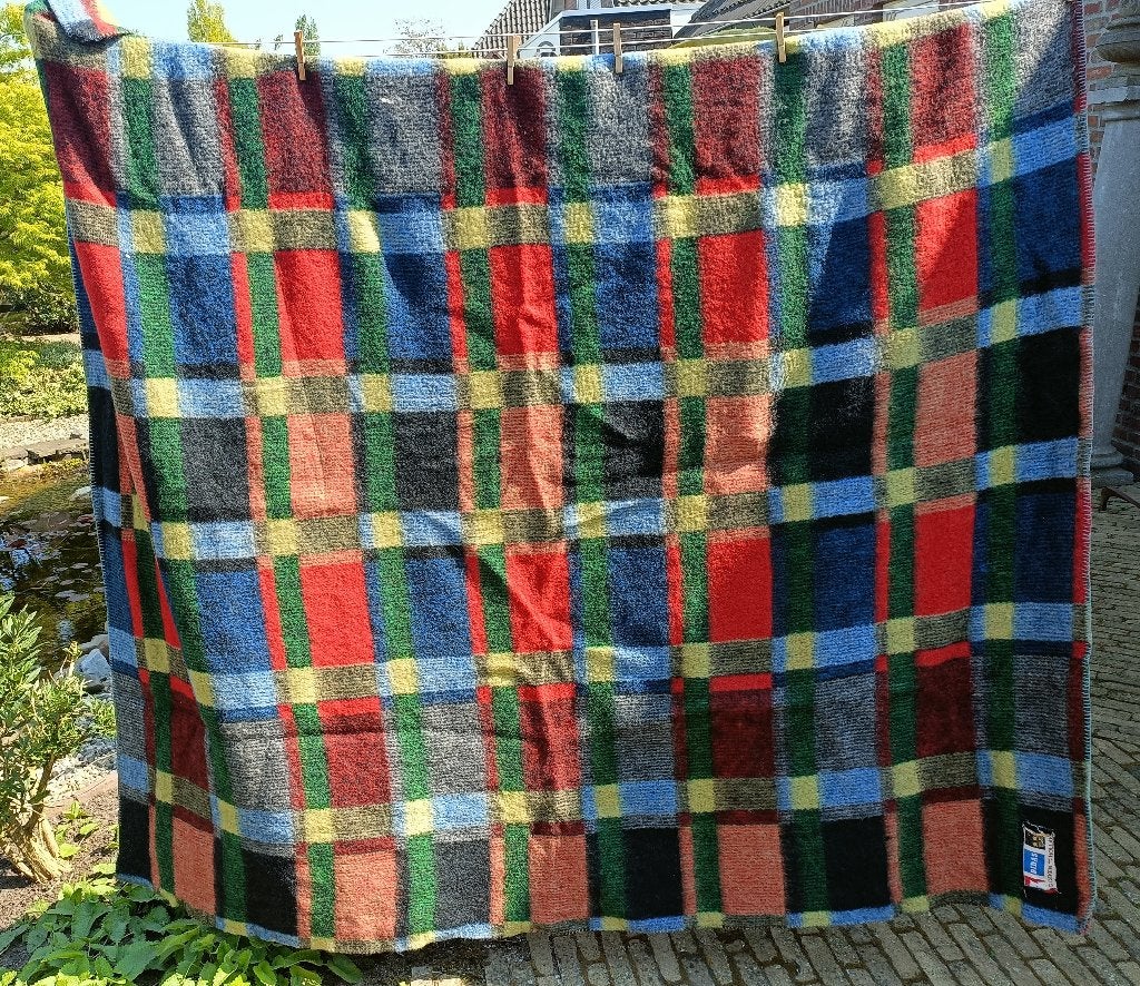 Vintage DIDAS wollen deken geblokt meerkleurig 185x200 (KD1), Huis en Inrichting, Slaapkamer | Beddengoed, Gebruikt, Tweepersoons