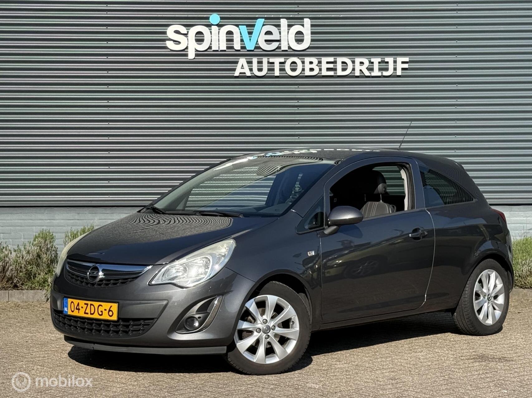 Opel Corsa 1.2 EcoFlex Anniversay Edition LPG - Airco - JBL, Voorwielaandrijving, Gebruikt, 4 cilinders, Origineel Nederlands