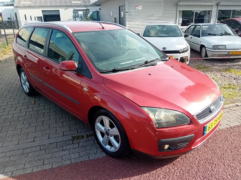 Ford Focus 1.6 85KW Wagon 2007 AIRCO!! NIEUWE APK!! TREKHAAK, 1596 cc, 4 cilinders, 635 kg, Origineel Nederlands