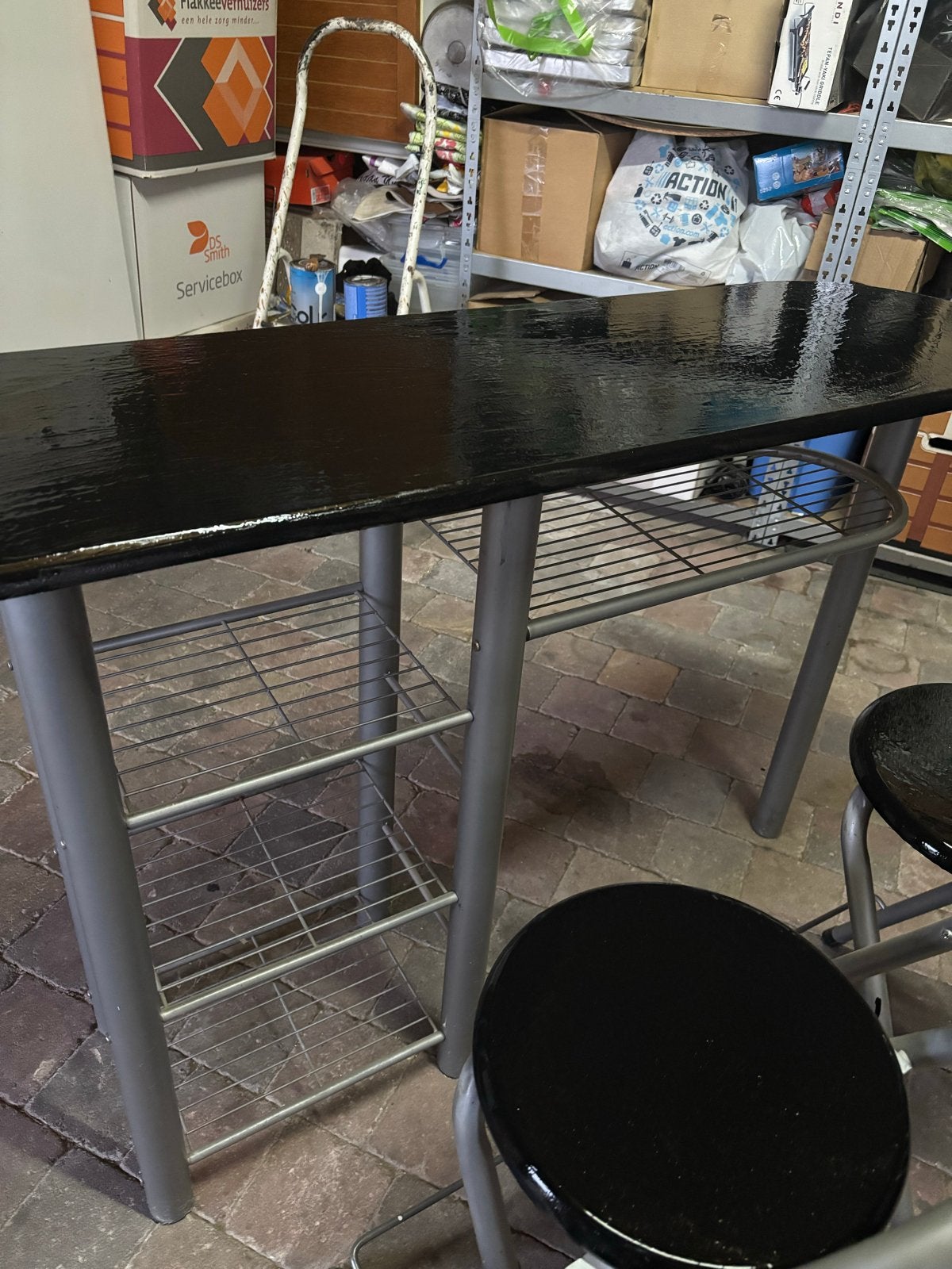 Bartafel met 2 krukken - Zwart en Grijs, Huis en Inrichting, Tafels | Eettafels, Minder dan 50 cm, Gebruikt, 100 tot 150 cm, Tot twee personen
