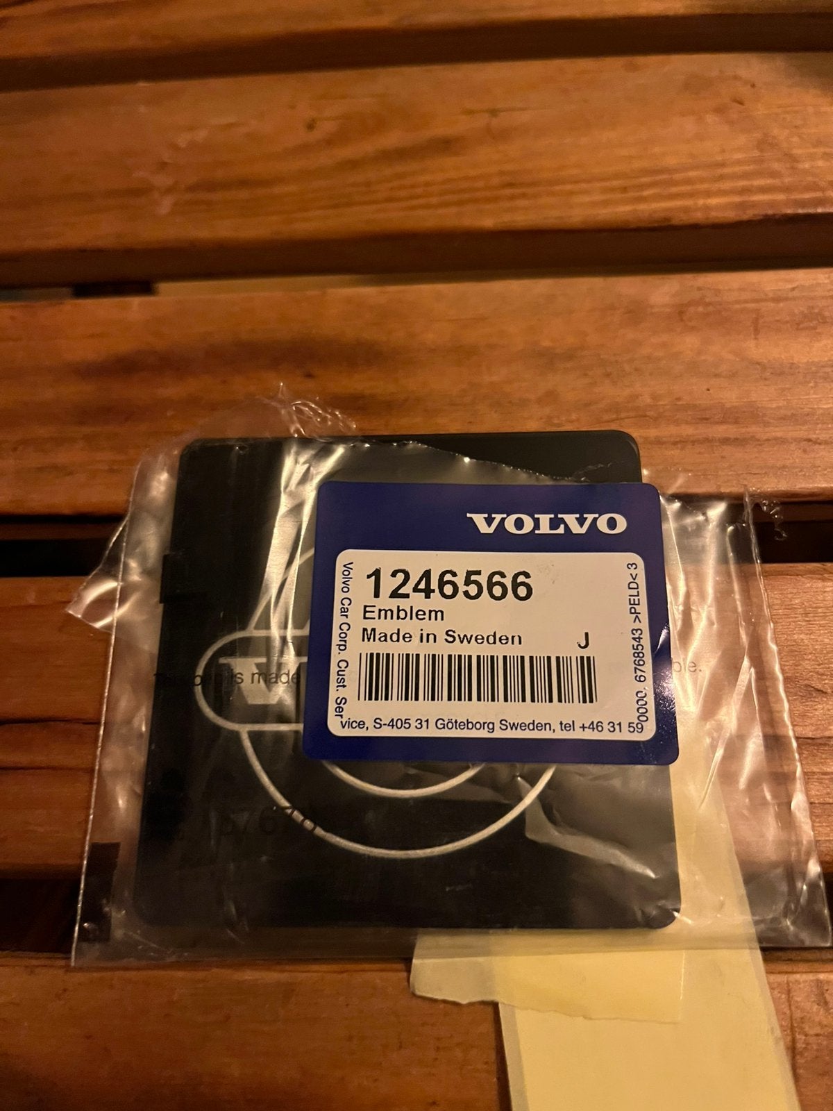 Volvo 240/260 NOS grill logo/badge (70x70), Ophalen of Verzenden, Nieuw, Volvo