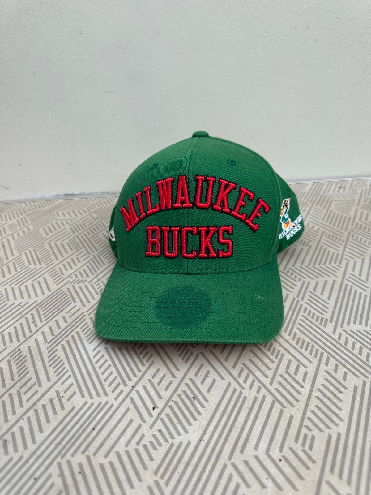 Milwaukee Bucks NBA Mitchell & Ness Pet Groen, Ophalen of Verzenden, Gedragen, One size fits all, Pet