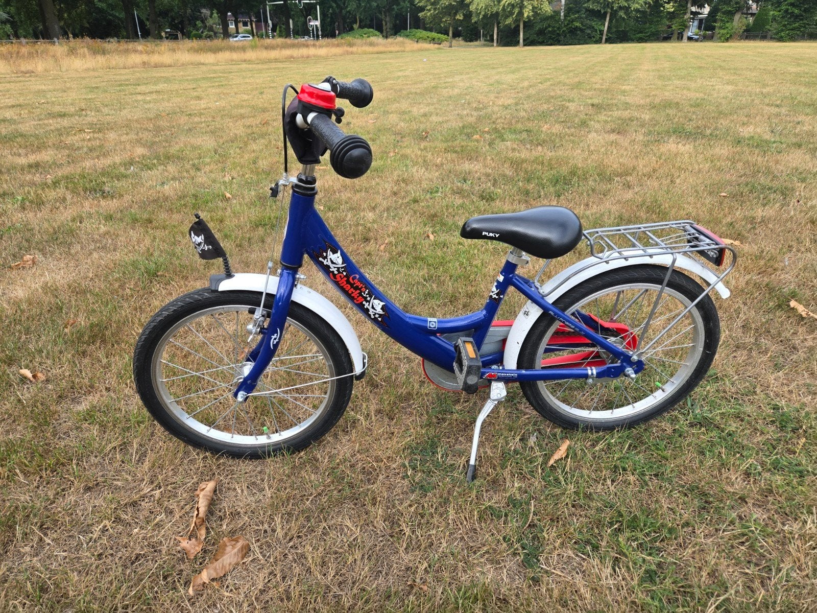 Puky 18 inch kinderfiets blauw/wit met piratenprint, Ophalen, Terugtraprem, 16 tot 20 inch, Puky