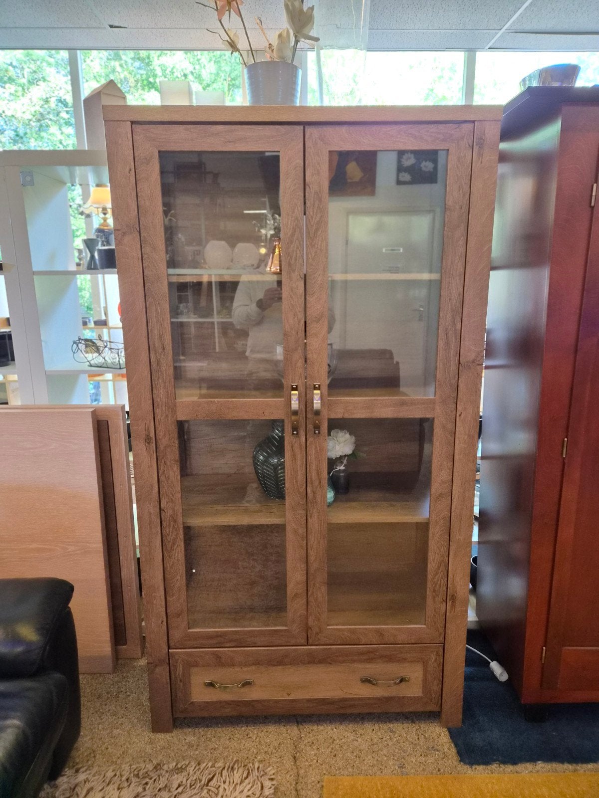 vitrinekast 186x100x44cm, Ophalen, Zo goed als nieuw, 25 tot 50 cm