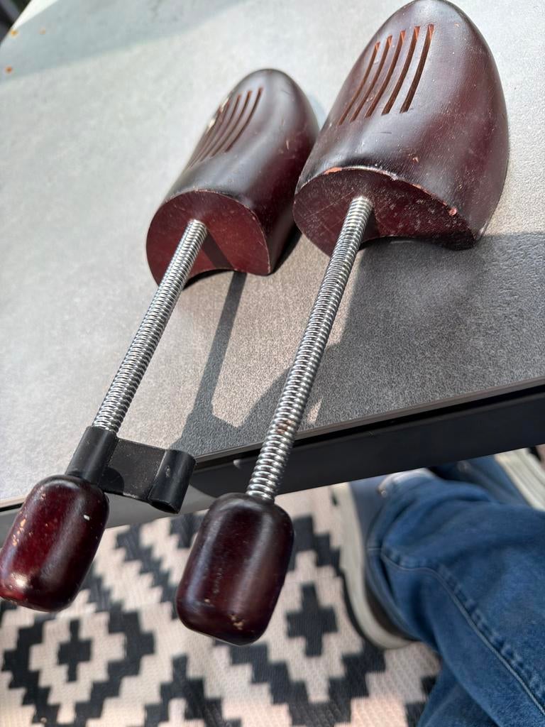 Houten schoenspanners voor schoenmaat 40-44, Ophalen of Verzenden, Gedragen, Bruin, Overige typen