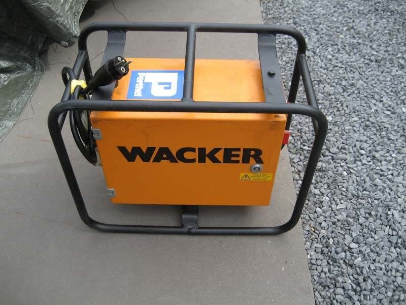 Wacker-Werke FU. Frequentieomvormer., Ophalen, 1200 watt of meer, Lintzaag, 30 tot 70 mm
