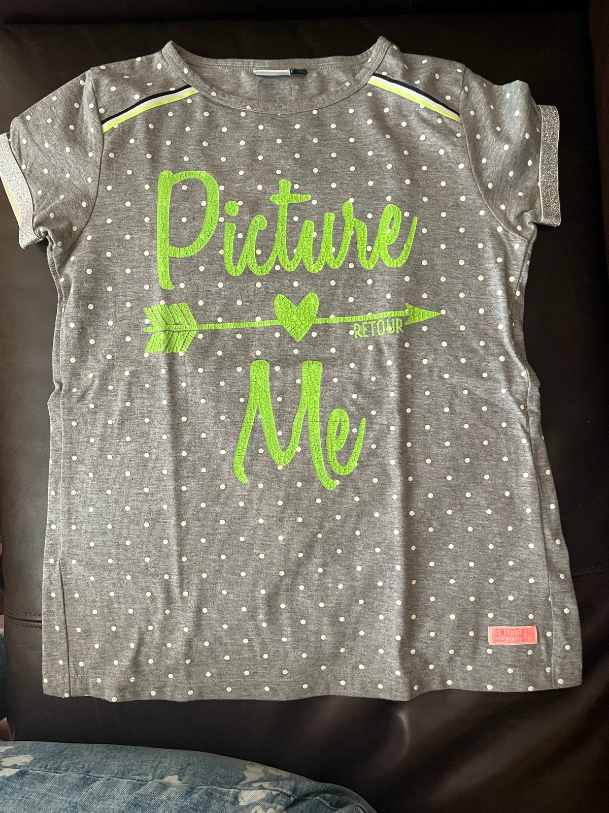 Retour T-shirt grijs met stippen en neon opdruk, Ophalen of Verzenden, Gebruikt, Meisje