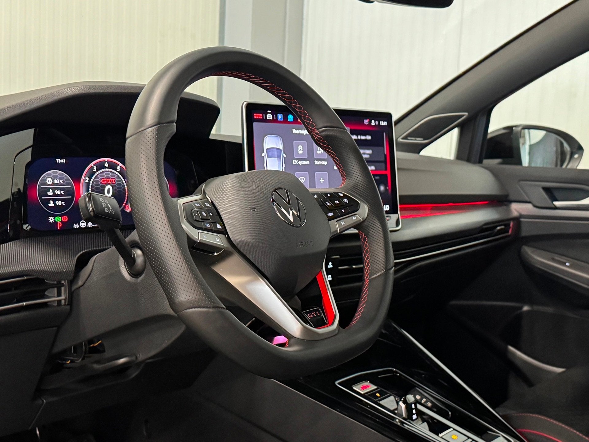 Volkswagen Golf 2.0 TSI GTI Clubsport| HUD | IQ LIGHTS | PAN, Auto's, Volkswagen, Gebruikt, 4 cilinders, 1984 cc, 14 km/l