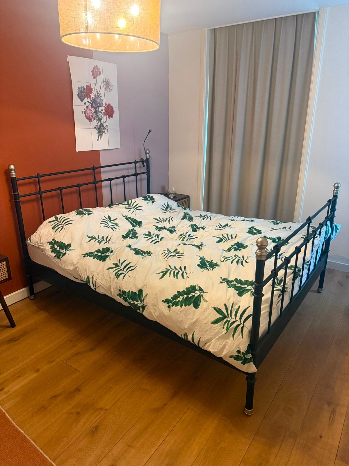 Ikea Svelvik bed 1.60m-2.00m gratis af te halen Amsterdam, Huis en Inrichting, Slaapkamer | Bedden, Ophalen, Gebruikt, Zwart, Tweepersoons