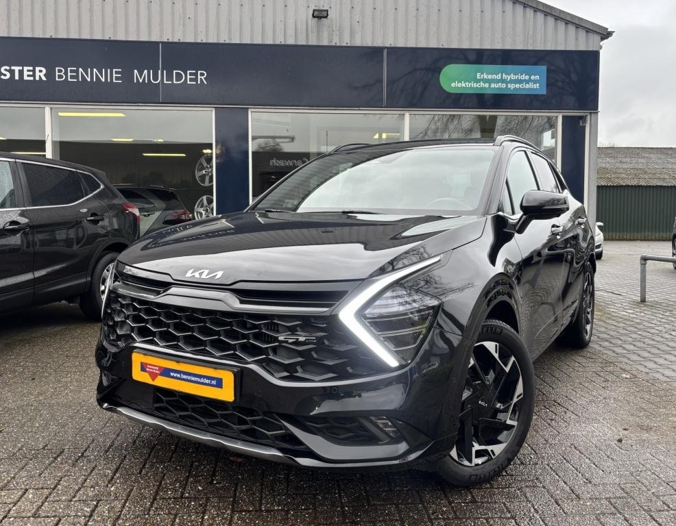 Kia Sportage 1.6 T Plug-in Hybrid GT-Line 360 CAMERA / LED /, Automaat, 1350 kg, Gebruikt, Zwart