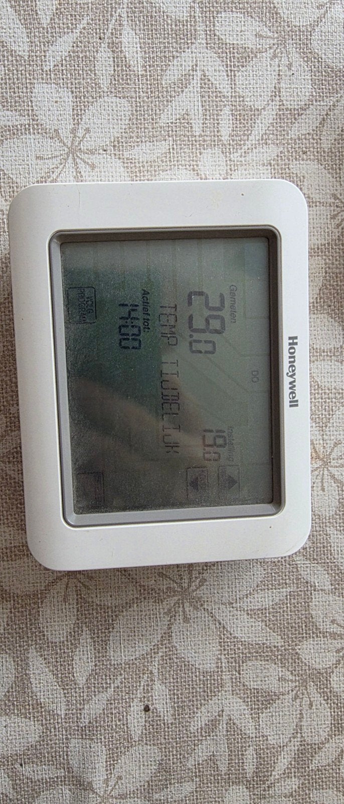 Honeywell thermostaat TH8200G1004, Doe-het-zelf en Verbouw, Thermostaten, Ophalen of Verzenden, Zo goed als nieuw