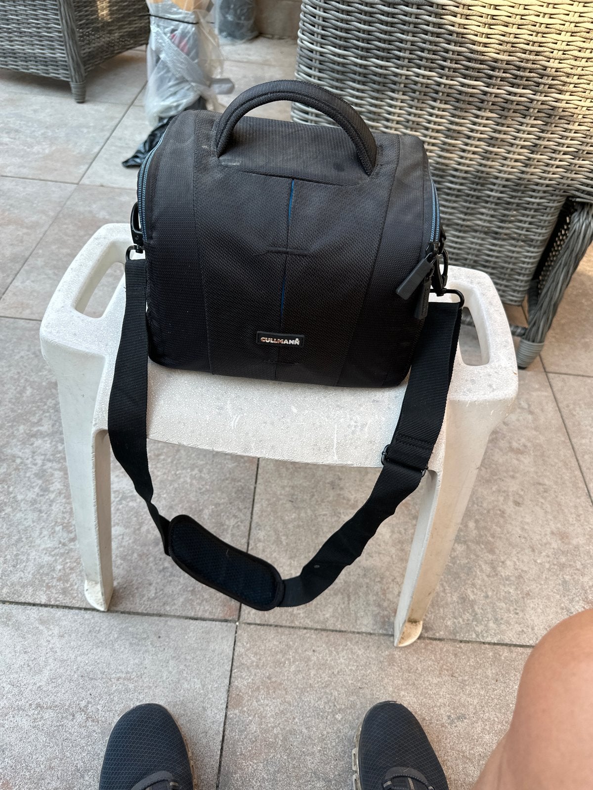 Canon EOS 1300D met lens en Cullmann cameratas, Gebruikt, Gevoerd, Ophalen of Verzenden, Zwart