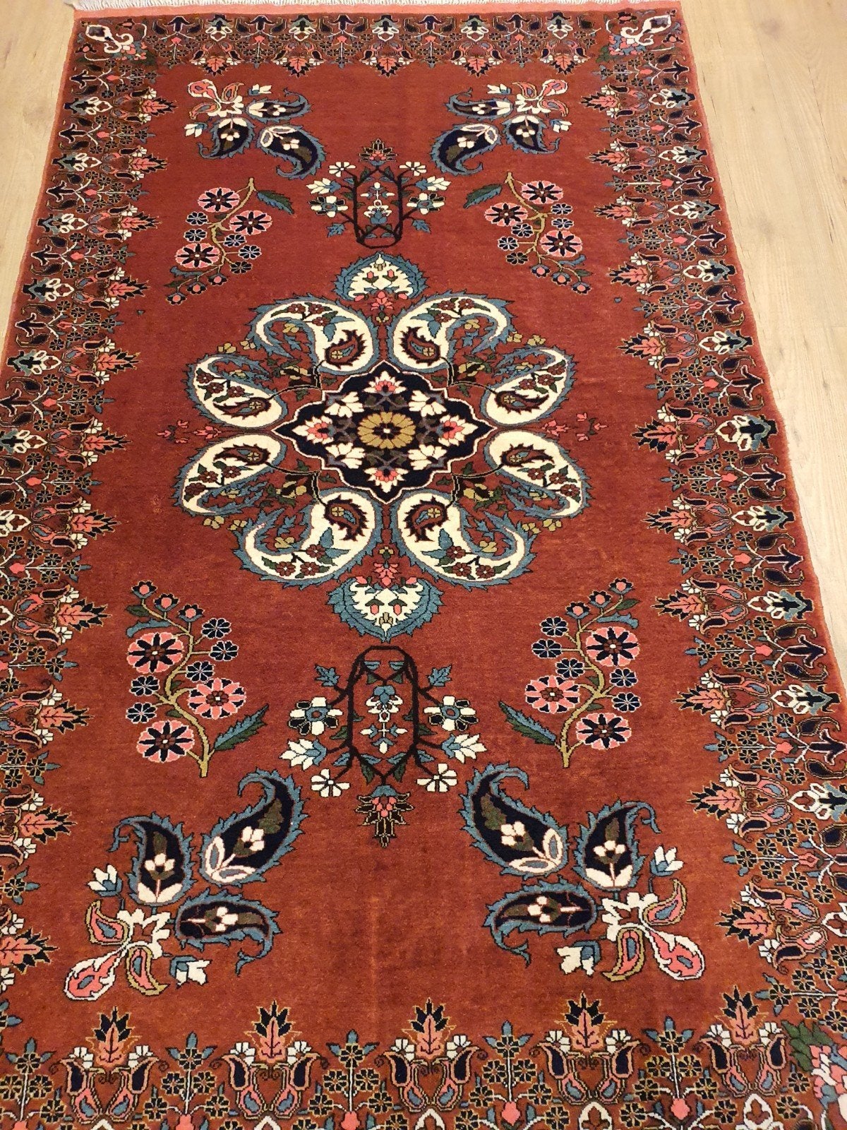 Vintage handgeknoopt perzisch tapijt 240x129, Info@SlatsAntiek.nl, Tweedehands, 100 tot 150 cm, Perzisch