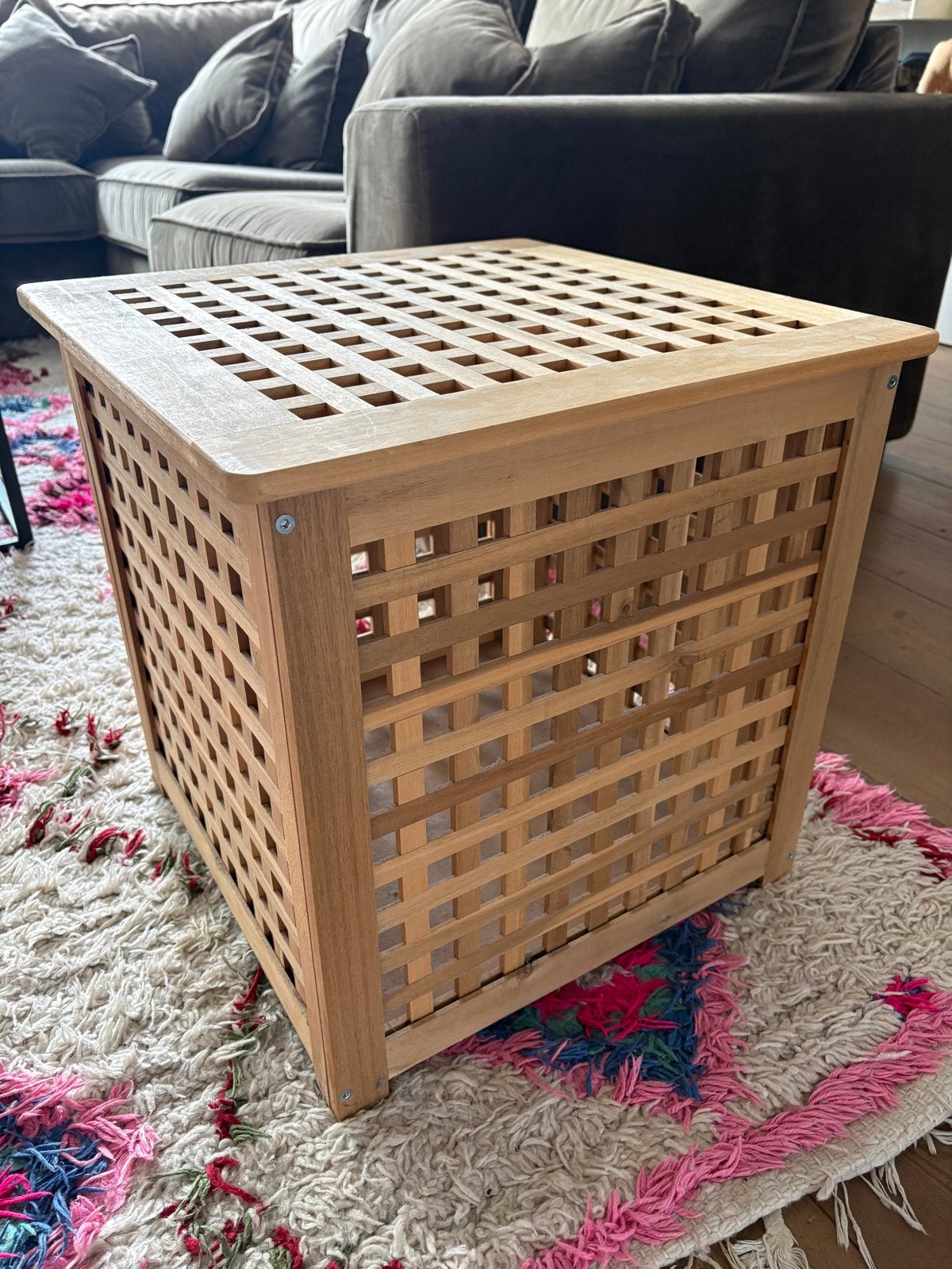 Ikea Hol bijzettafel - Houten opbergtafel, 45 tot 60 cm, Minder dan 55 cm, Gebruikt, Vierkant
