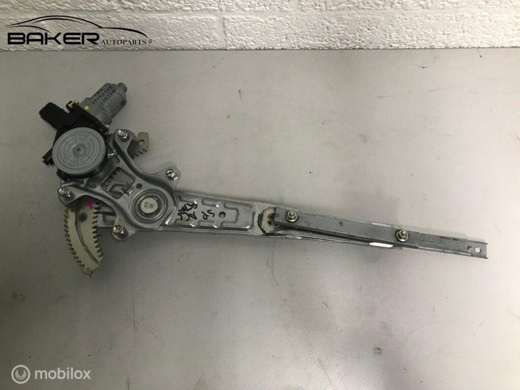 Raammechanisme rechtsvoor Mitsubishi Space Star II ('13-'18, Gebruikt, Mitsubishi, Ophalen of Verzenden
