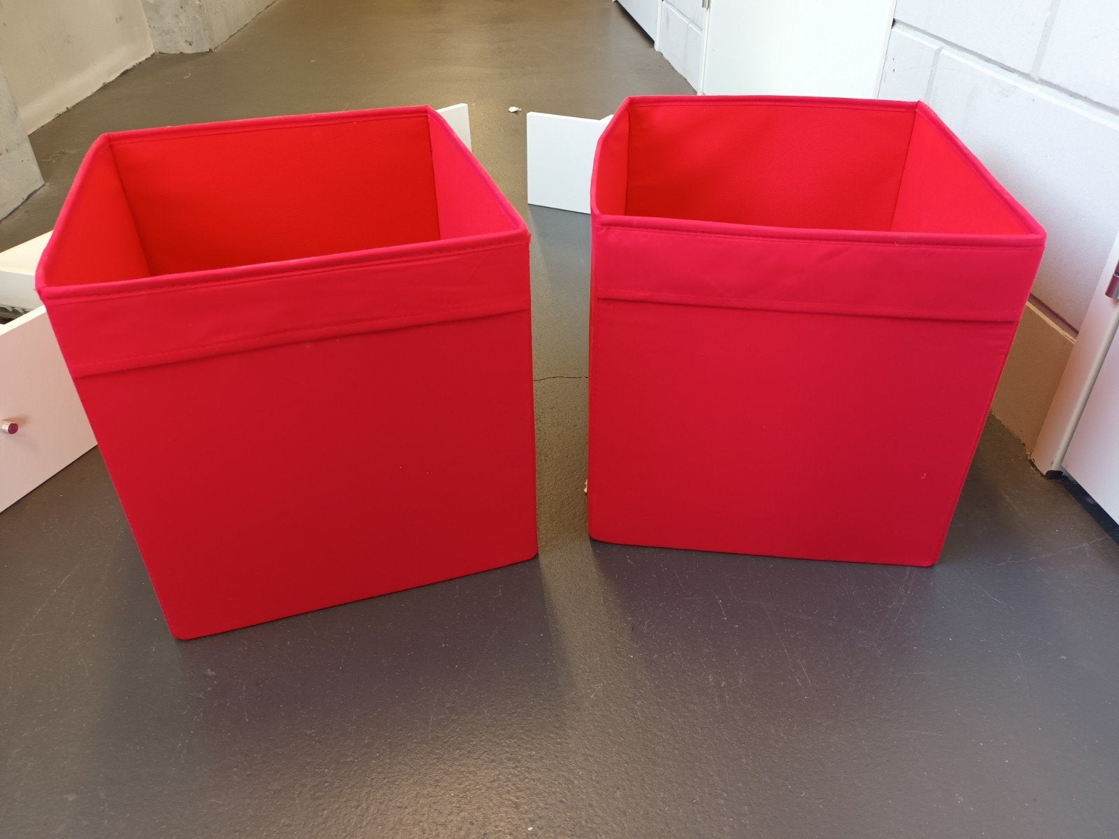 2x Rode Kallax Opbergmanden, Gebruikt, Minder dan 50 cm, Ophalen of Verzenden, 5 – 50