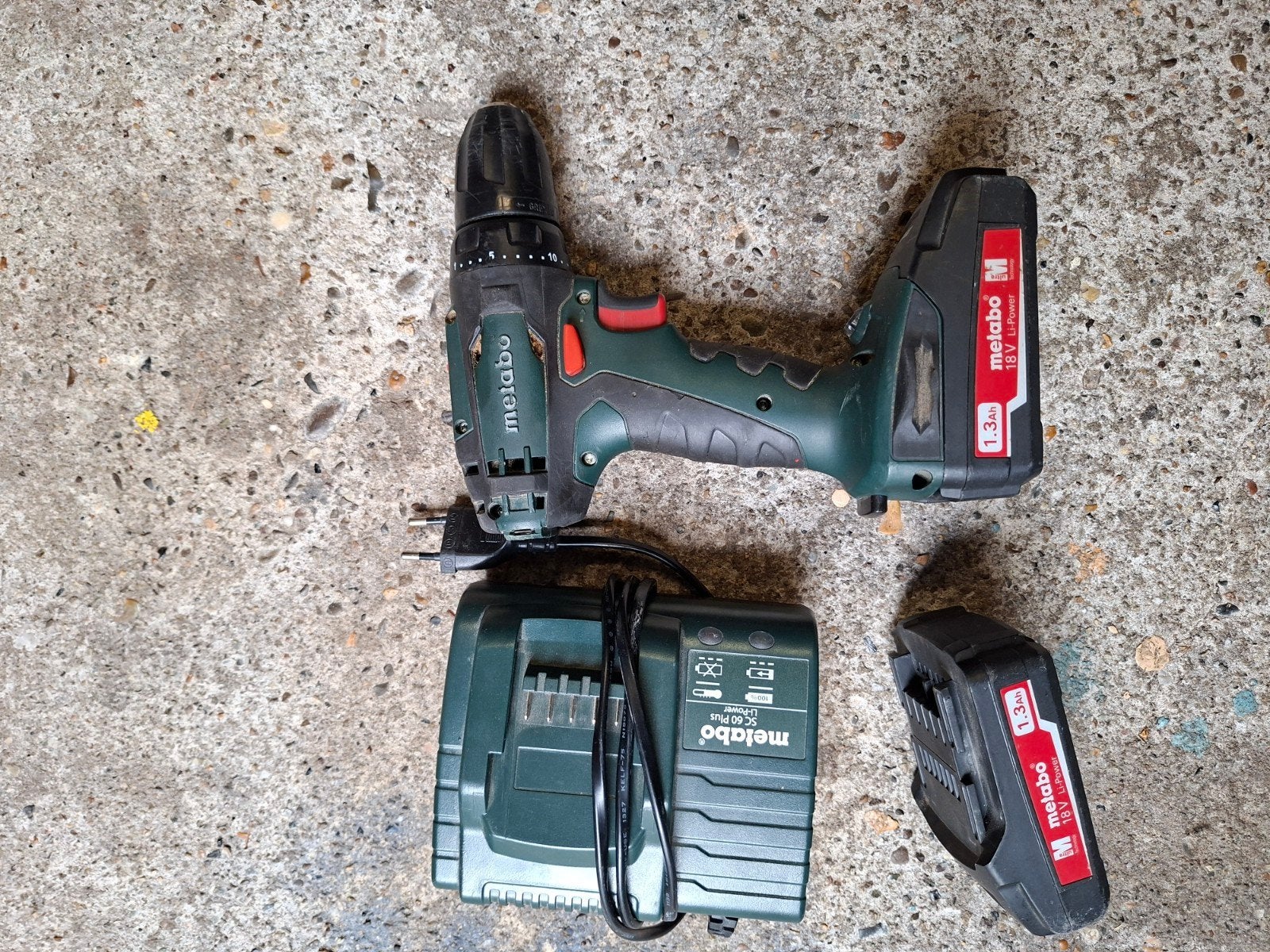 accu schroever metabo met twee accu's, Ophalen, Gebruikt, Boor- en Schroefmachine