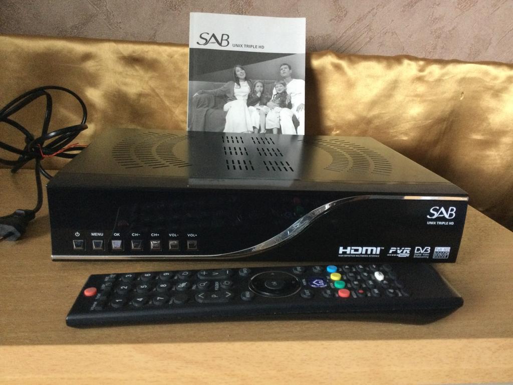 Sab satelliet ontvanger, Ophalen of Verzenden, Zo goed als nieuw, (Schotel)antenne-accessoires, Overige merken