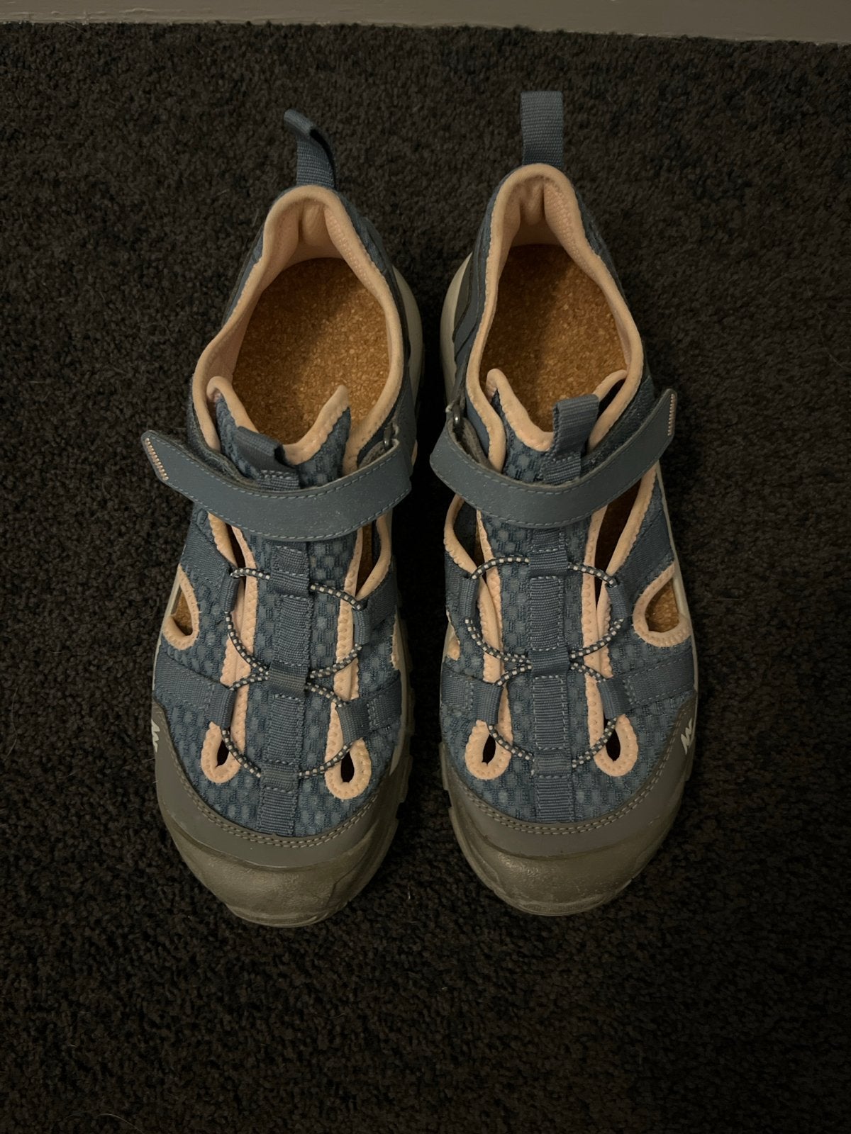 Quechua kinder waterschoenen maat 38, Ophalen, Zo goed als nieuw, Jongen of Meisje, Schoenen