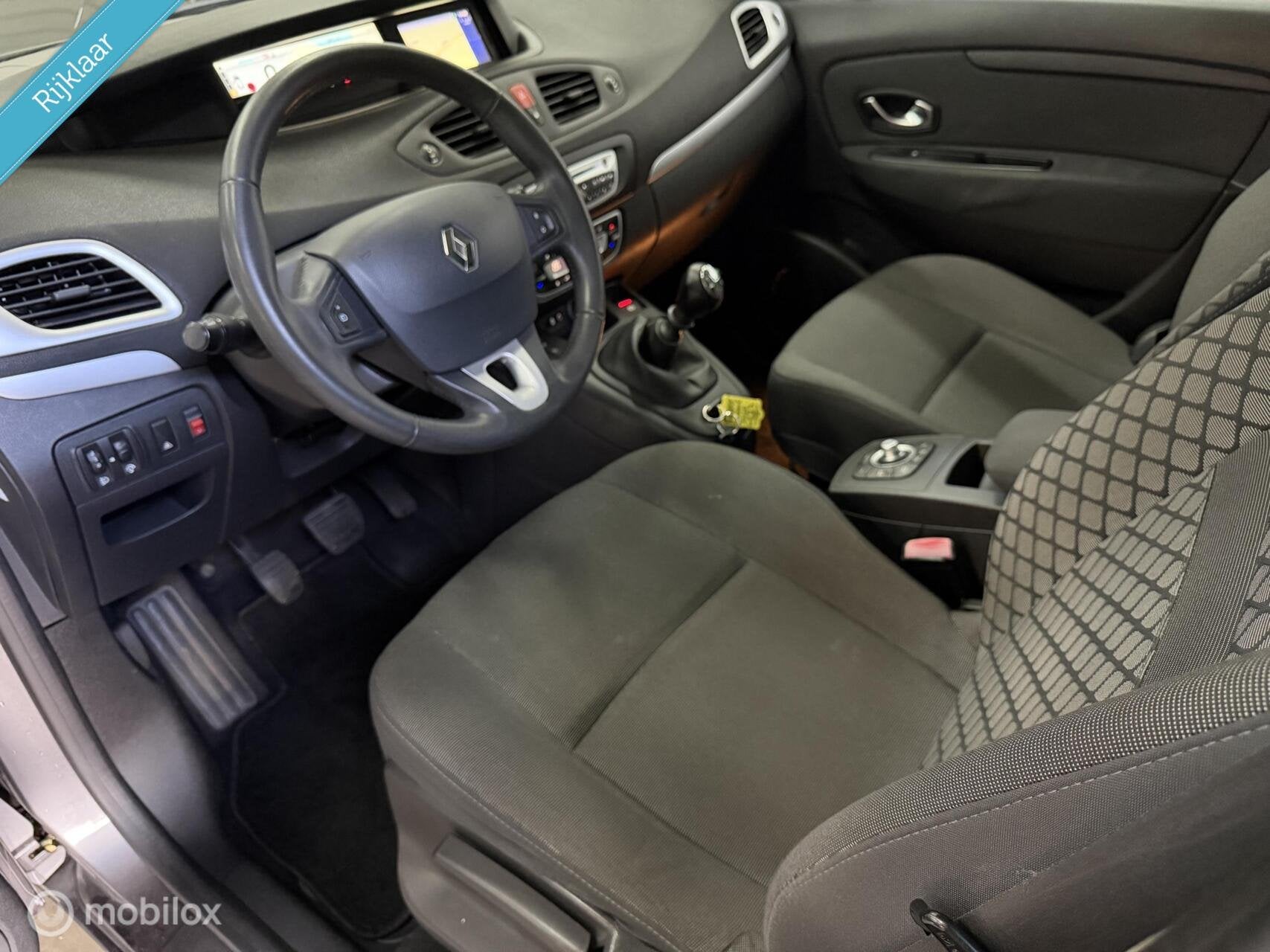 Renault Scenic 1.6 Celsium|Airco|Cruise|Navi|Bluetooth|APK 6, Voorwielaandrijving, Gebruikt, 1295 kg, 4 cilinders