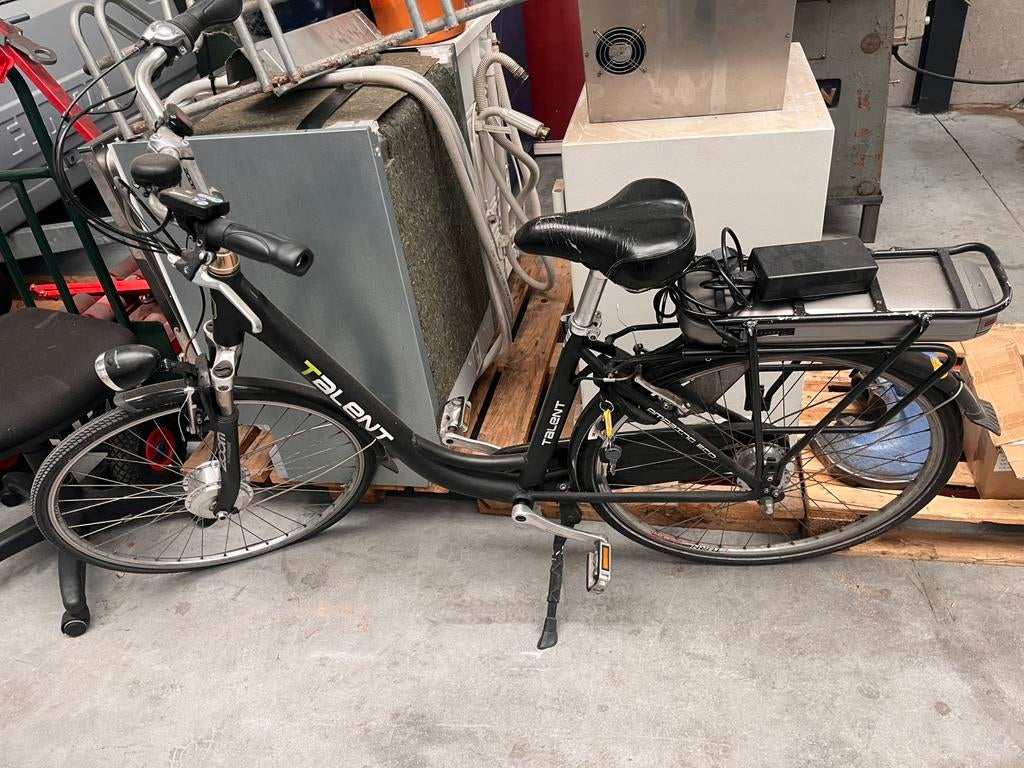 Gebruikte elektrische fiets, Fietsen en Brommers, Elektrische fietsen, 47 tot 51 cm, Ophalen, Zo goed als nieuw, Overige merken