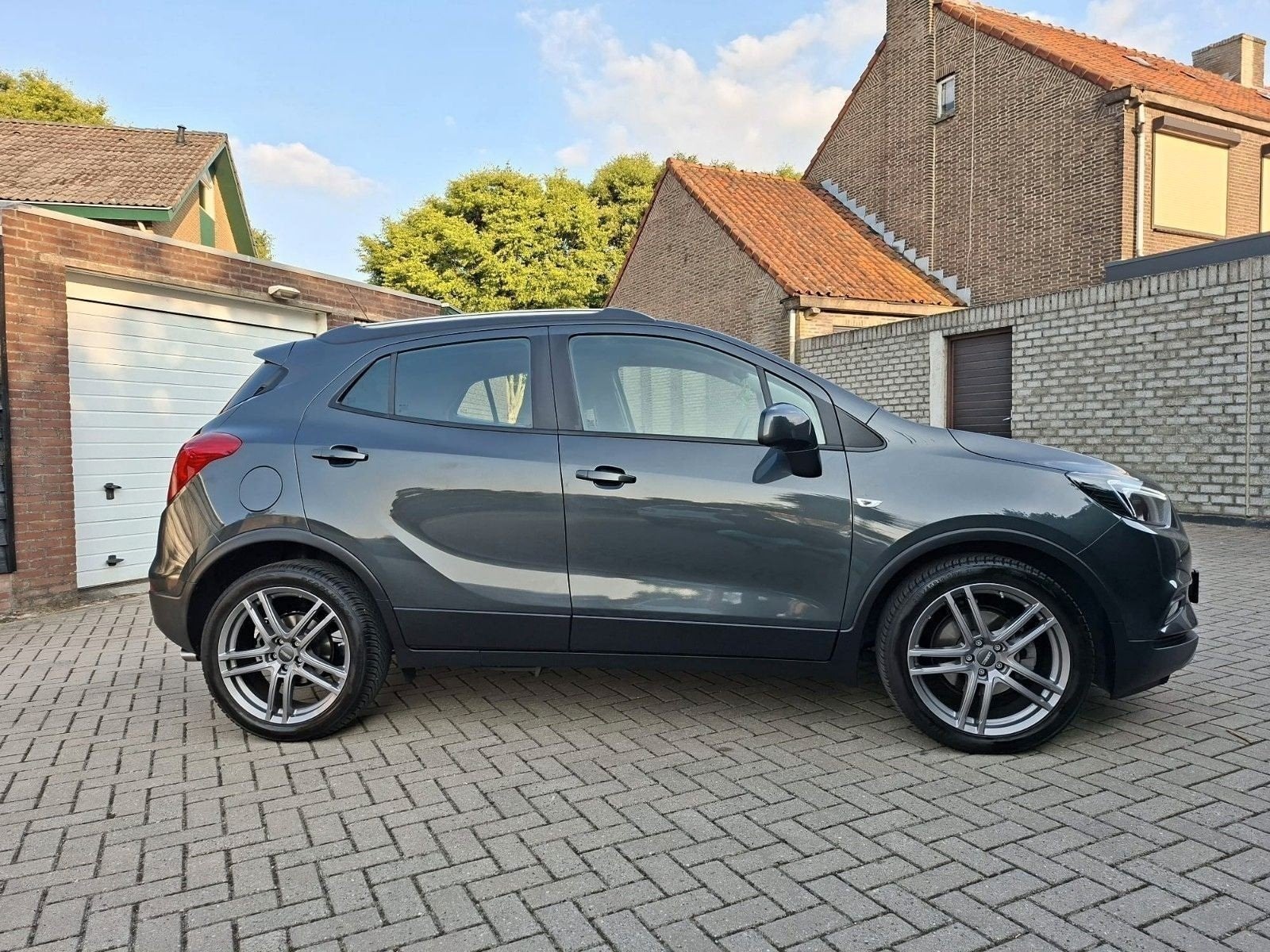 Mooie opel mokka x eventueel inruil iets kleiner mogelijk, Auto's, Opel, Handgeschakeld, 1364 cc, Particulier, Zilver of Grijs