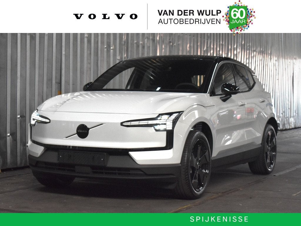 Volvo EX30 P5 Long Range 69kWh/272PK Plus Black Edition | El