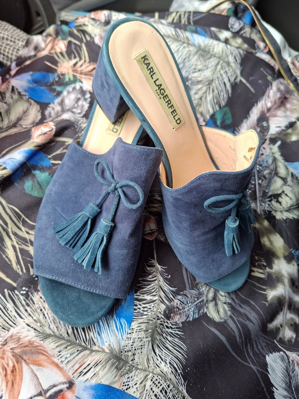 Karl Lagerfeld Parijs suède instapper pump, Kleding | Dames, Karl Lagerfeld, Pumps, Blauw, Ophalen of Verzenden