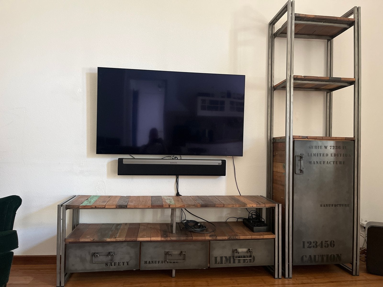 Industriële TV-meubel en kast, Ophalen, Gebruikt, 100 tot 150 cm, 200 cm of meer