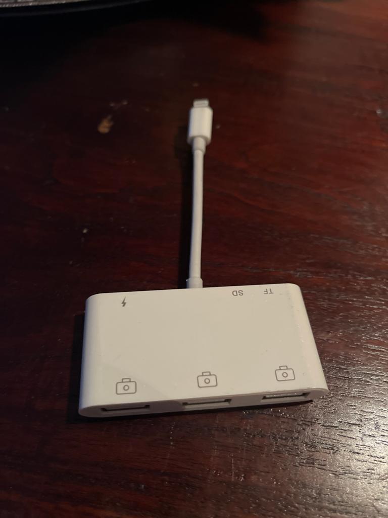 Apple iPhone USB Lightning Adapter 3x USB & Kaartlezer, Ophalen of Verzenden, Zo goed als nieuw