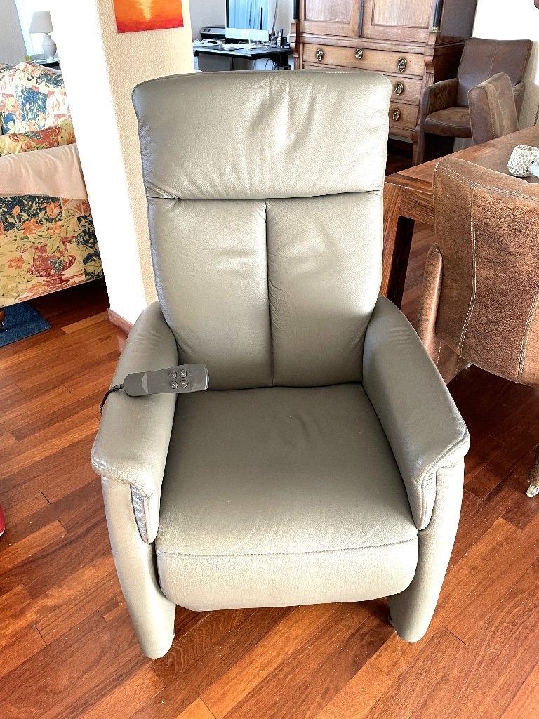 relax fauteuil. sta op stoel, Ophalen of Verzenden, Zo goed als nieuw, Leer, 50 tot 75 cm