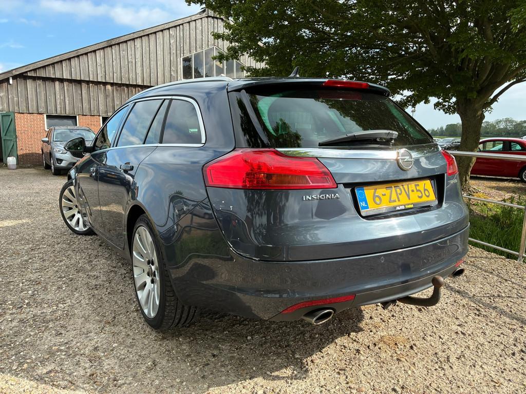 Opel Insignia Sports Tourer 1.6 T Executive | '' 162.000 KM, Euro 5, Gebruikt, Zwart, 4 cilinders