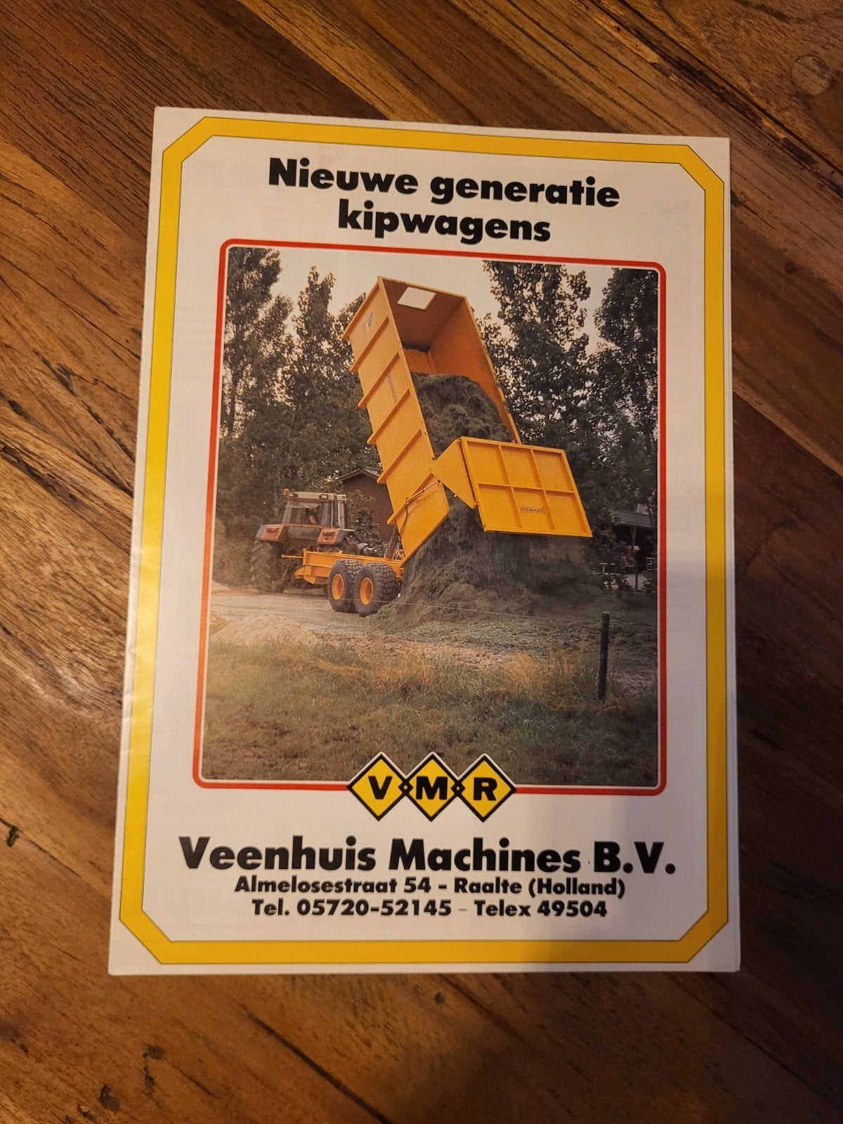 tractor folder Veenhuis nieuwe generatie kipwagens, Boeken, Ophalen of Verzenden, Folder